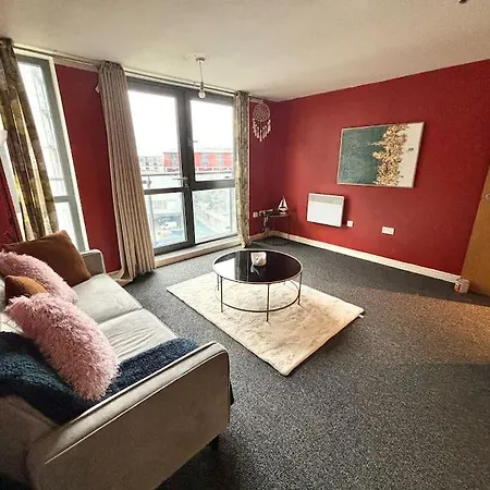 Luxury Apartment In The Heart Of Birmingham City! Exterior photo